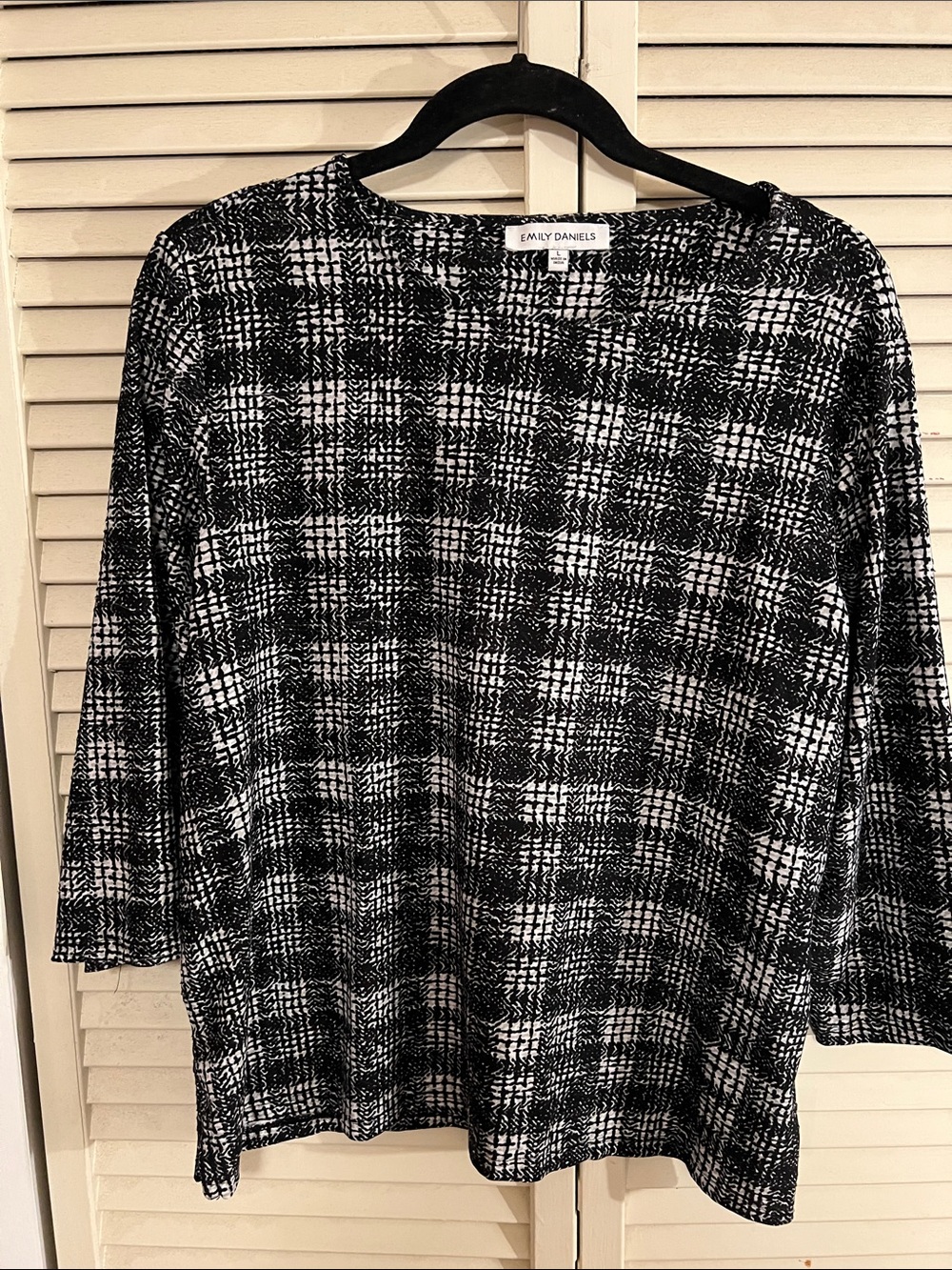 Black & White Plaid Long Sleeve Top Emily Daniels